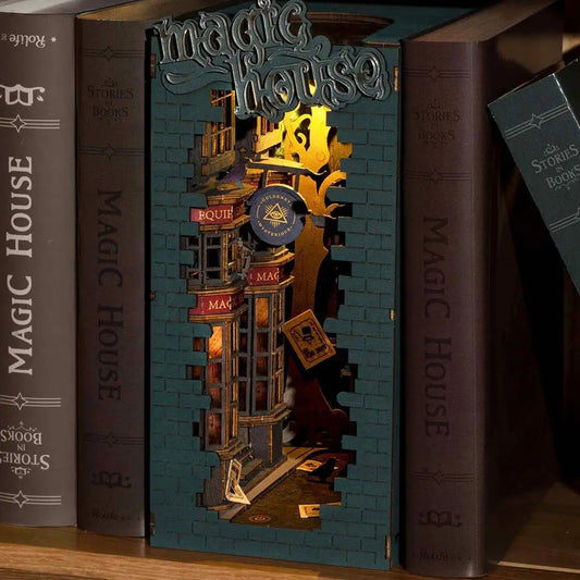 Book Nook The Magic House